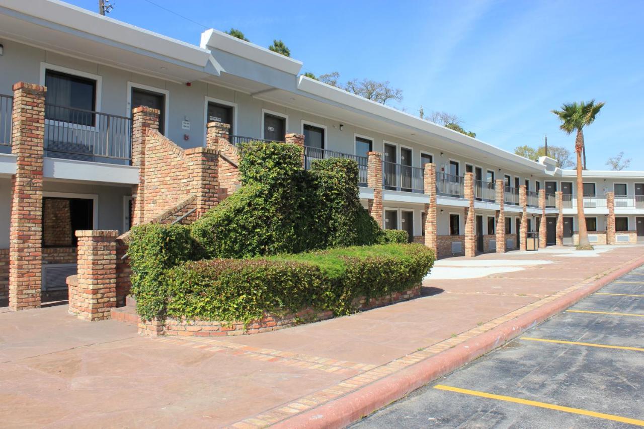 Studio 6-Houston, Tx - East Exterior photo